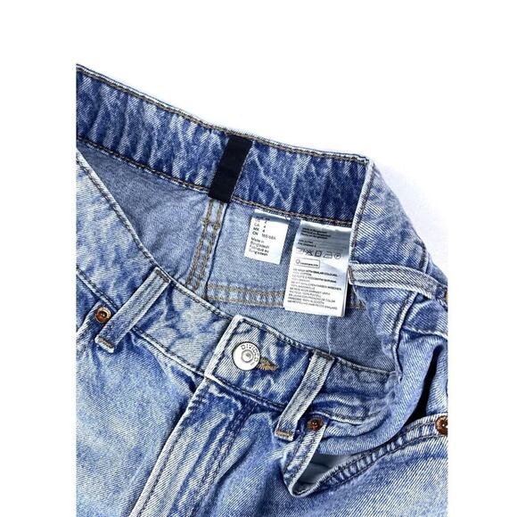 Divided H&M Light Wash High Rise Denim Jean Shorts Raw Hem Cut Offs - Picture 4 of 4